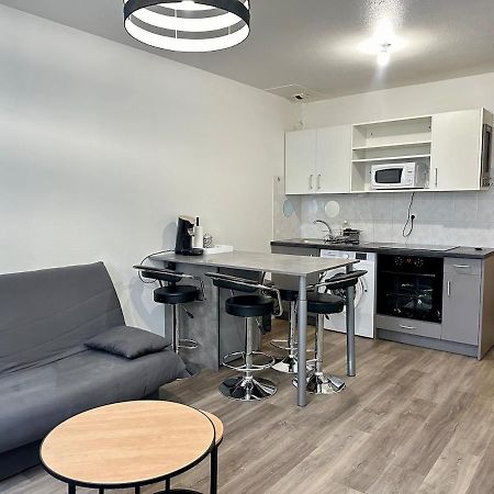 Appartement Calme Au Coeur De La Ville Lons-le-Saunier Eksteriør billede