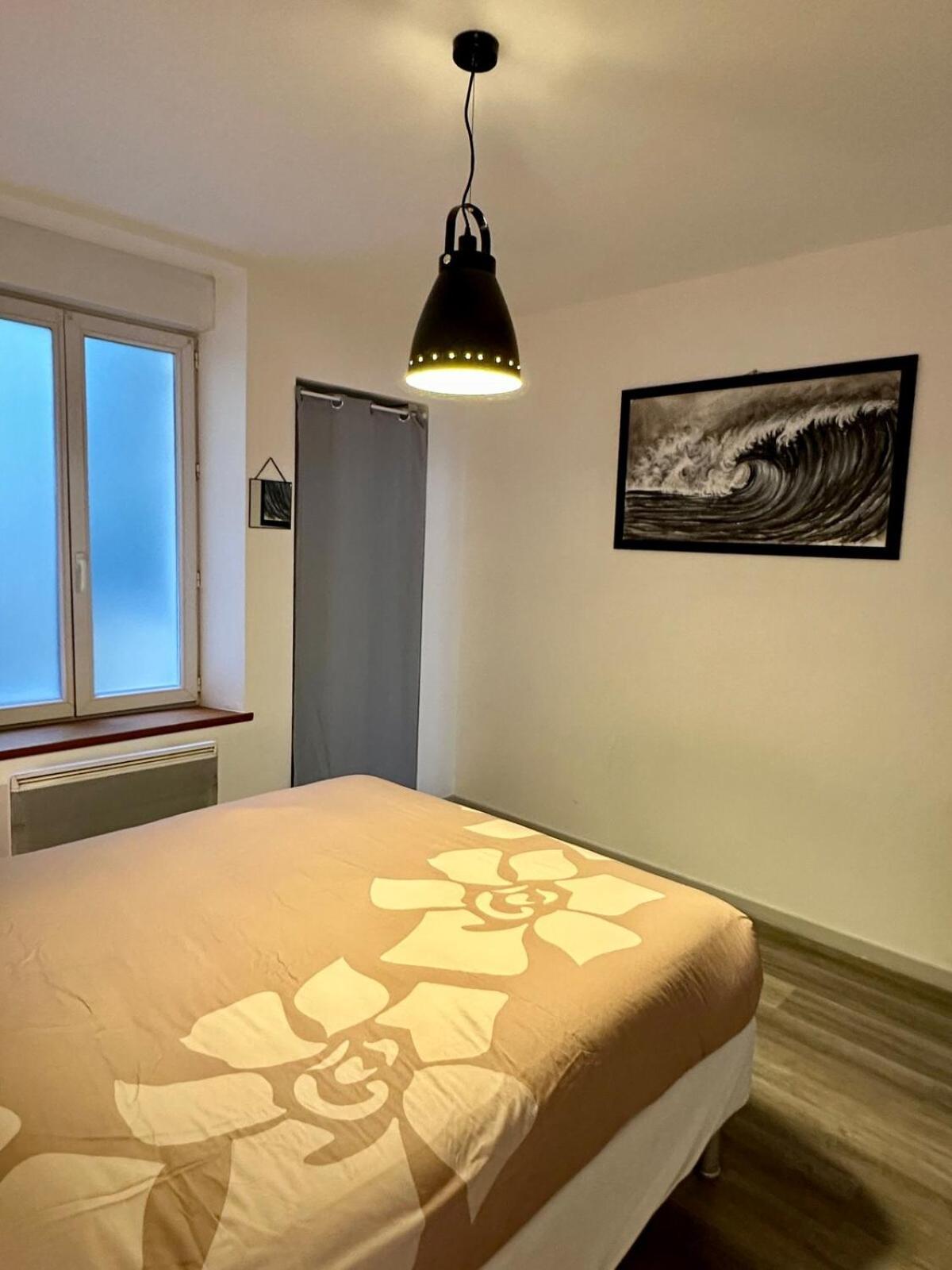 Appartement Calme Au Coeur De La Ville Lons-le-Saunier Eksteriør billede